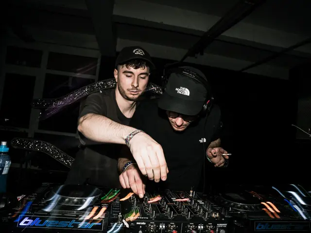 Mateosz + TB photo